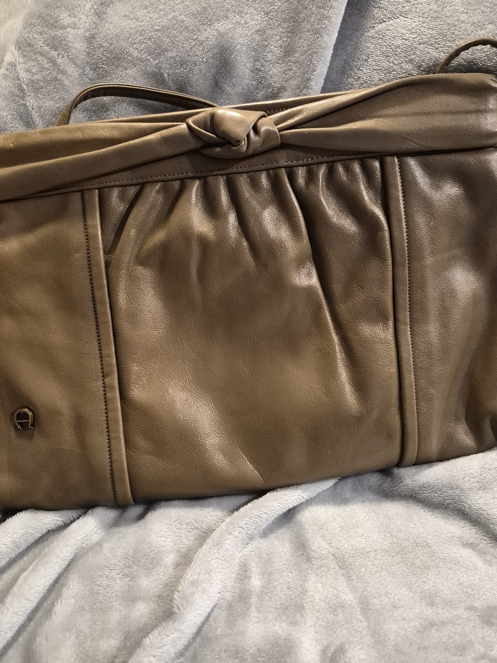 VTG Etienne Aigner Tan/Taupe Knotted Leather Shoulder Bag